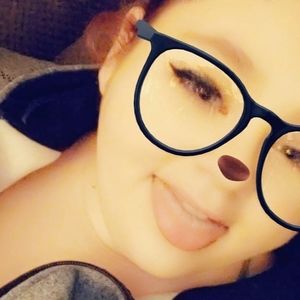 Meet your Posher, Leah